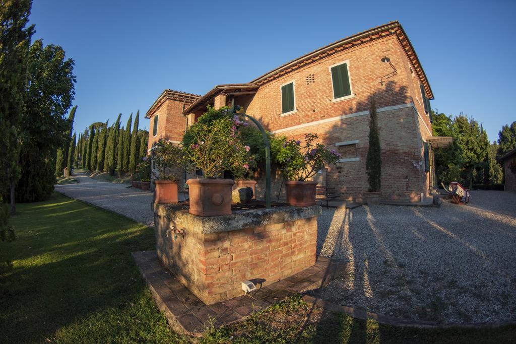 Agriturismo Sant'Alfredo Monteroni dʼArbia Dış mekan fotoğraf